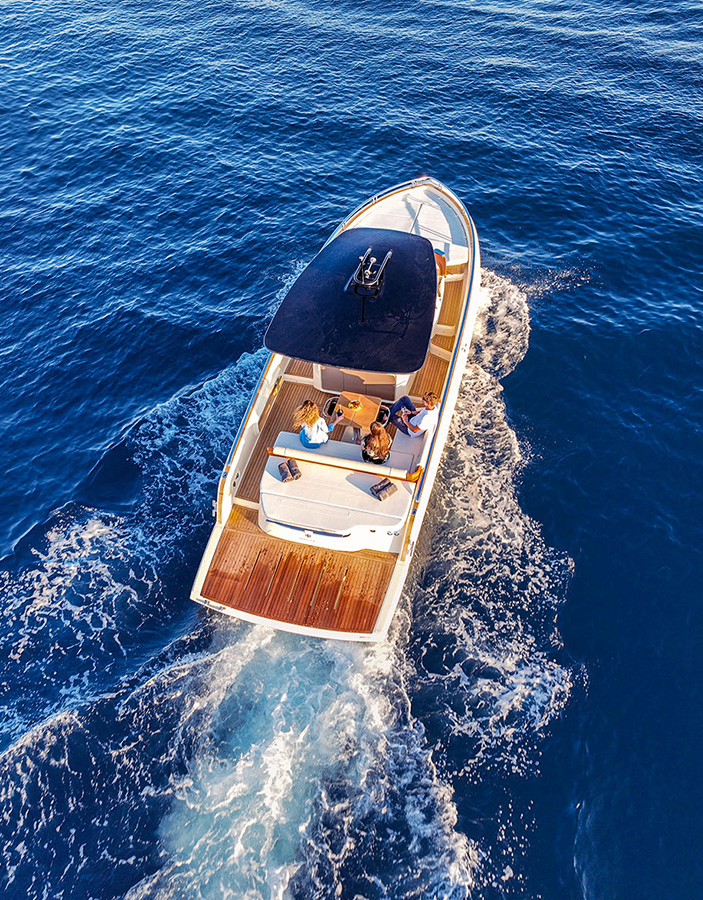 Invictus Yacht GT370 — photo 2