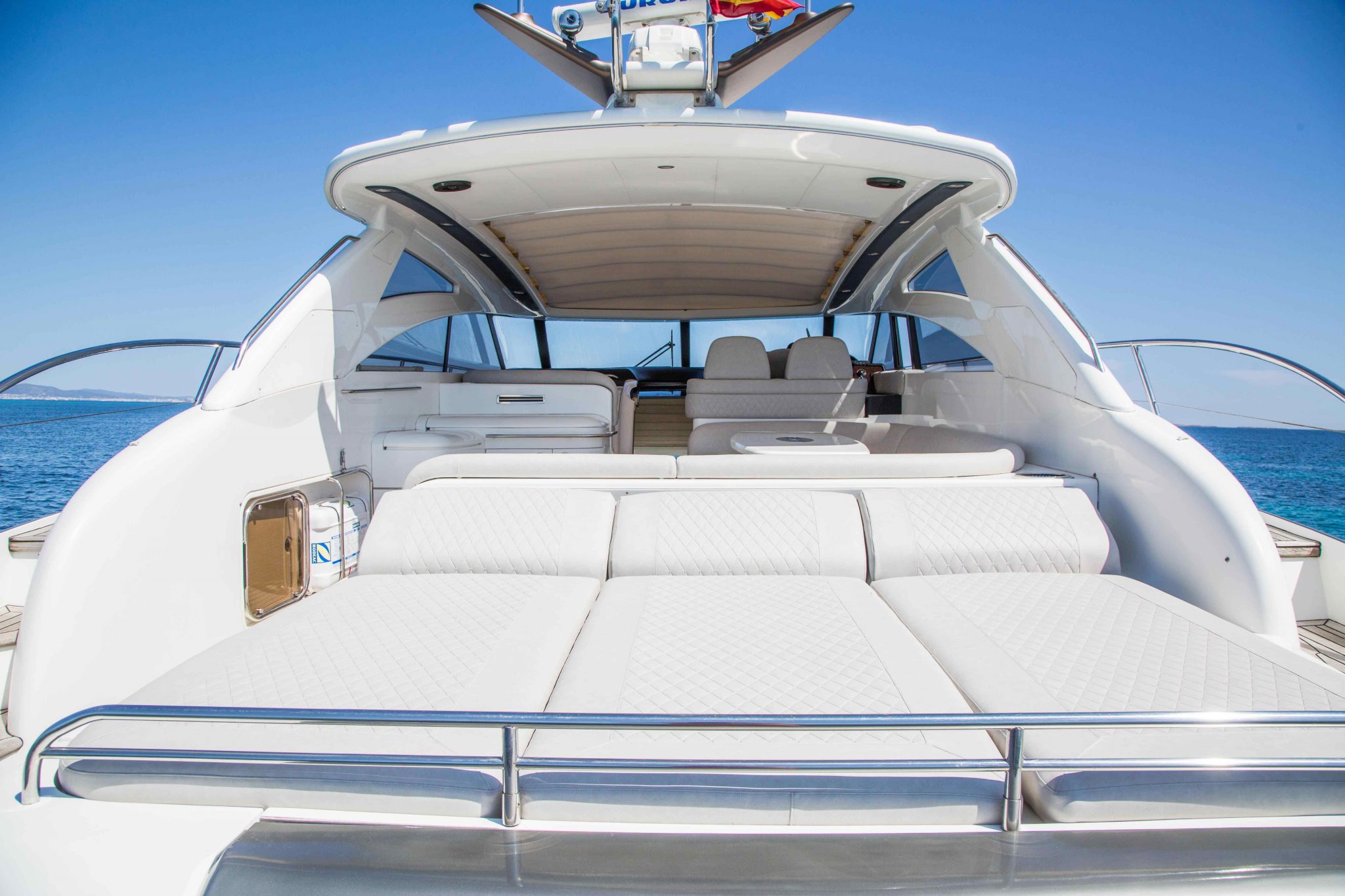 Princess V58 — photo 3
