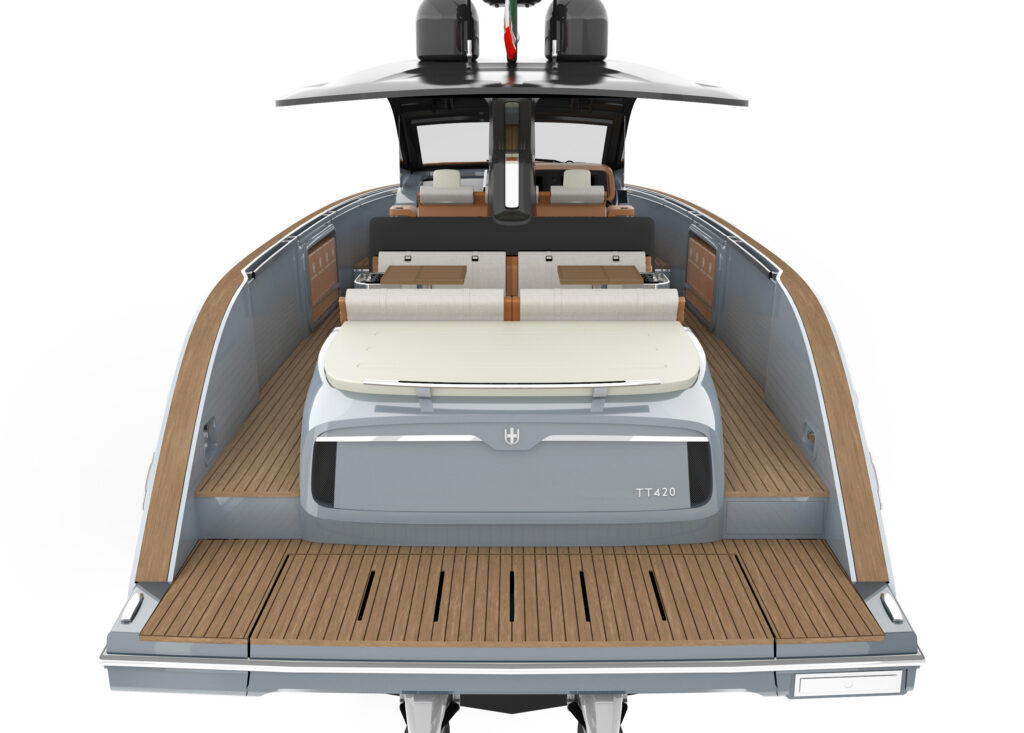 Invictus Yacht TT420 — photo 8