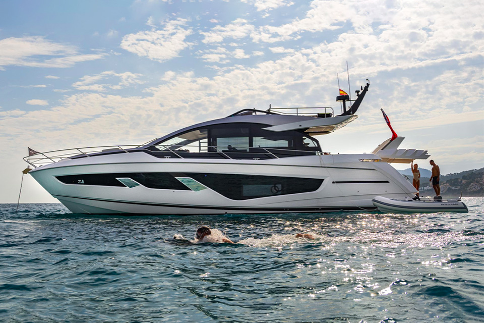 Sunseeker Manhattan 65 Sport