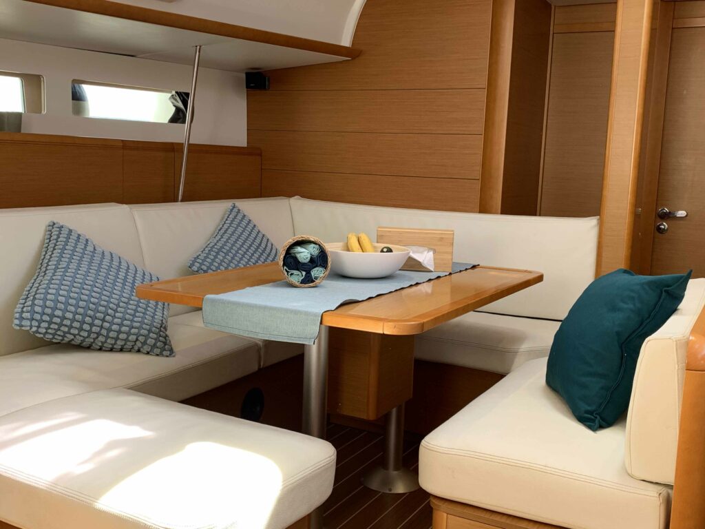 Jeanneau Sun Odyssey 469 — photo 6
