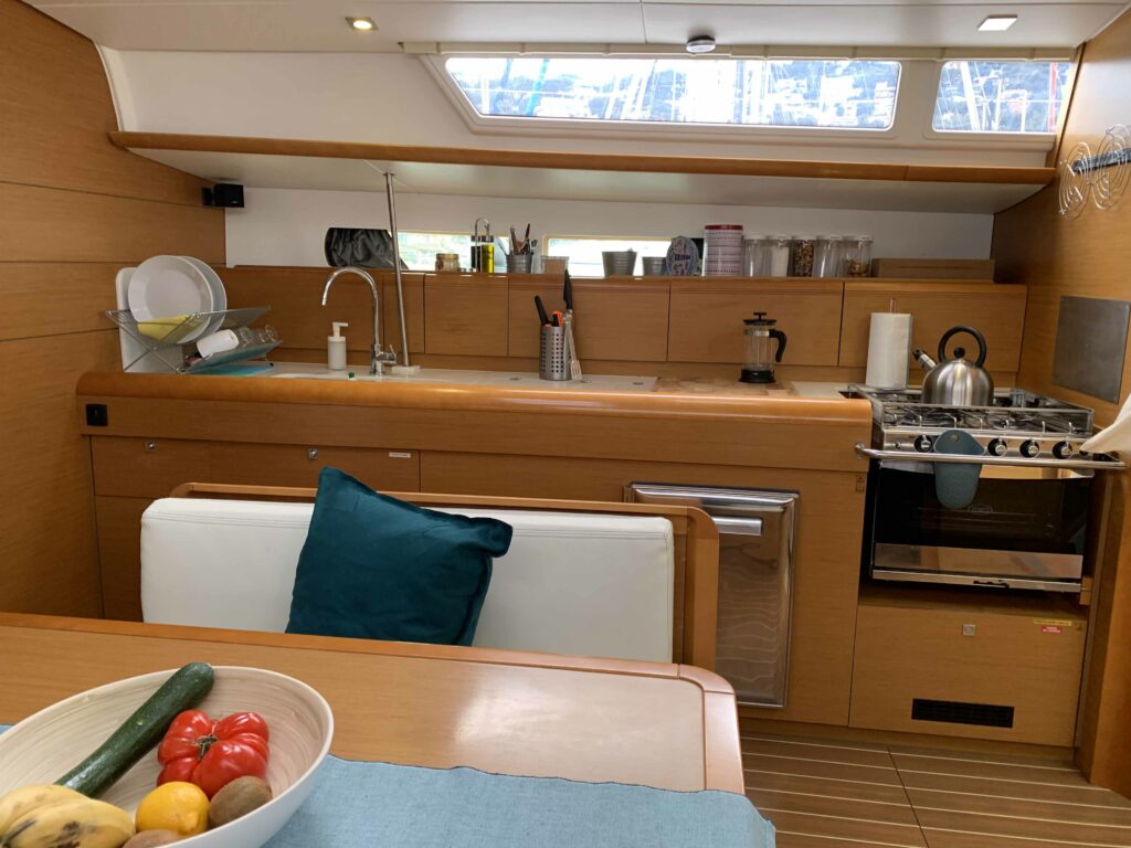 Jeanneau Sun Odyssey 469 — photo 7