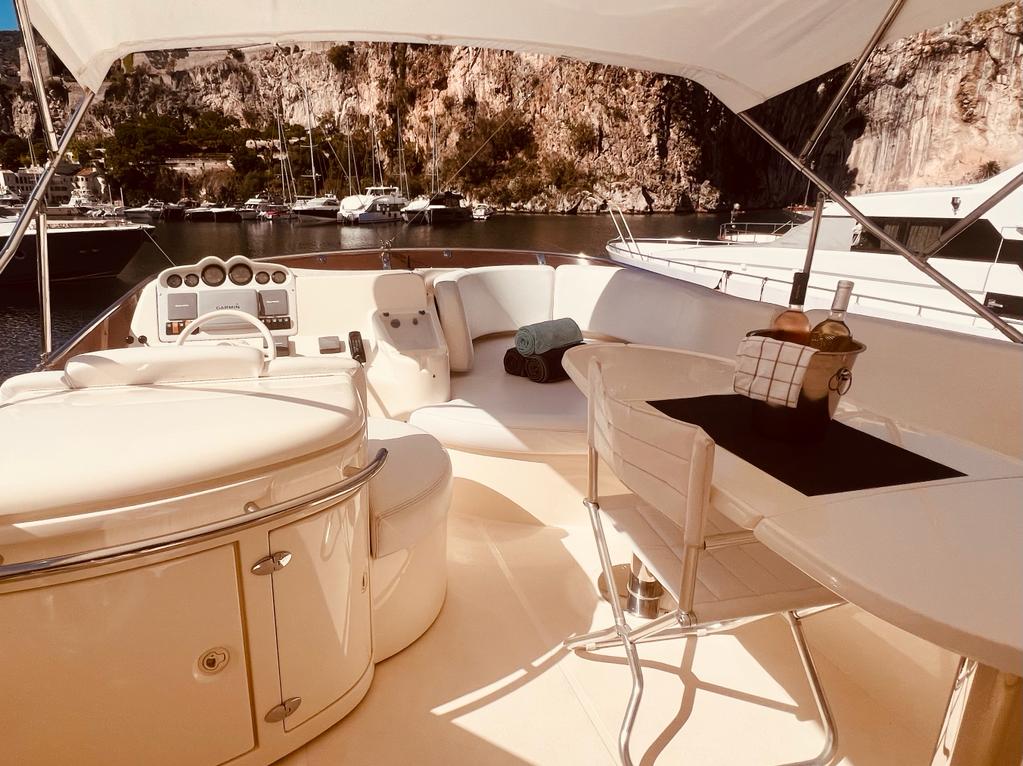 Azimut Yachts Azimut 50 Fly — photo 5