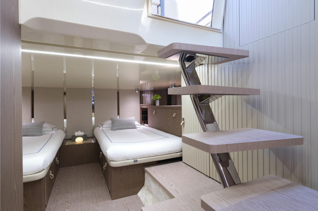 Invictus Yacht TT460 — photo 14