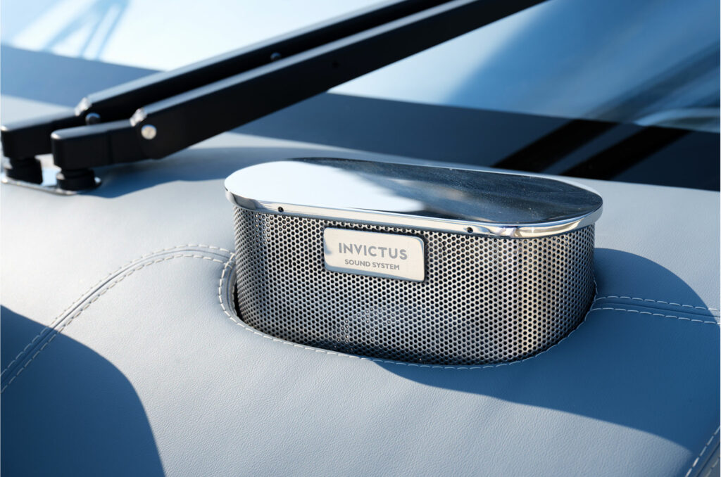 Invictus Yacht TT460 — photo 13