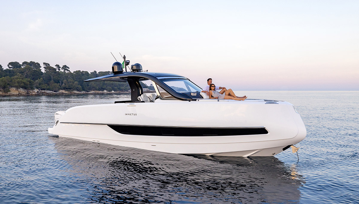 Invictus Yacht TT420S — photo 3