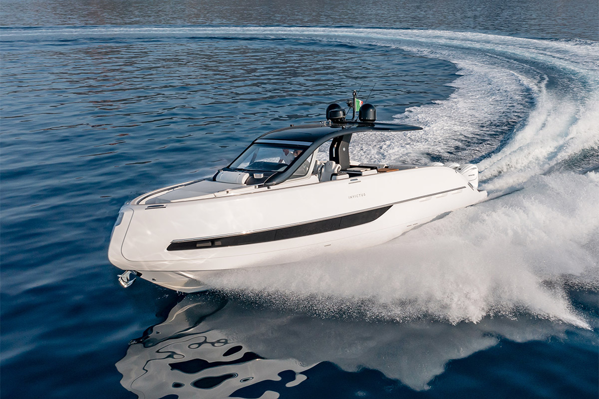 Invictus Yacht TT420S — photo 2