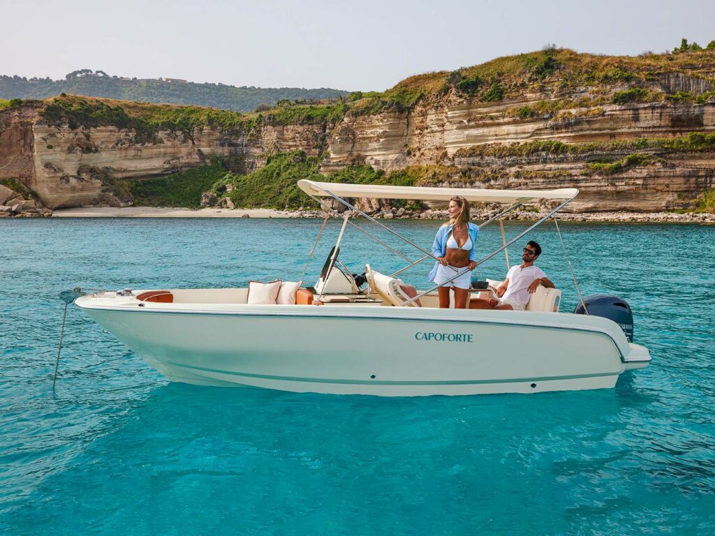 Boat rental with licence