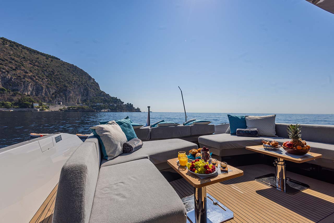 Arcadia Yachts Sherpa 60 — photo 3