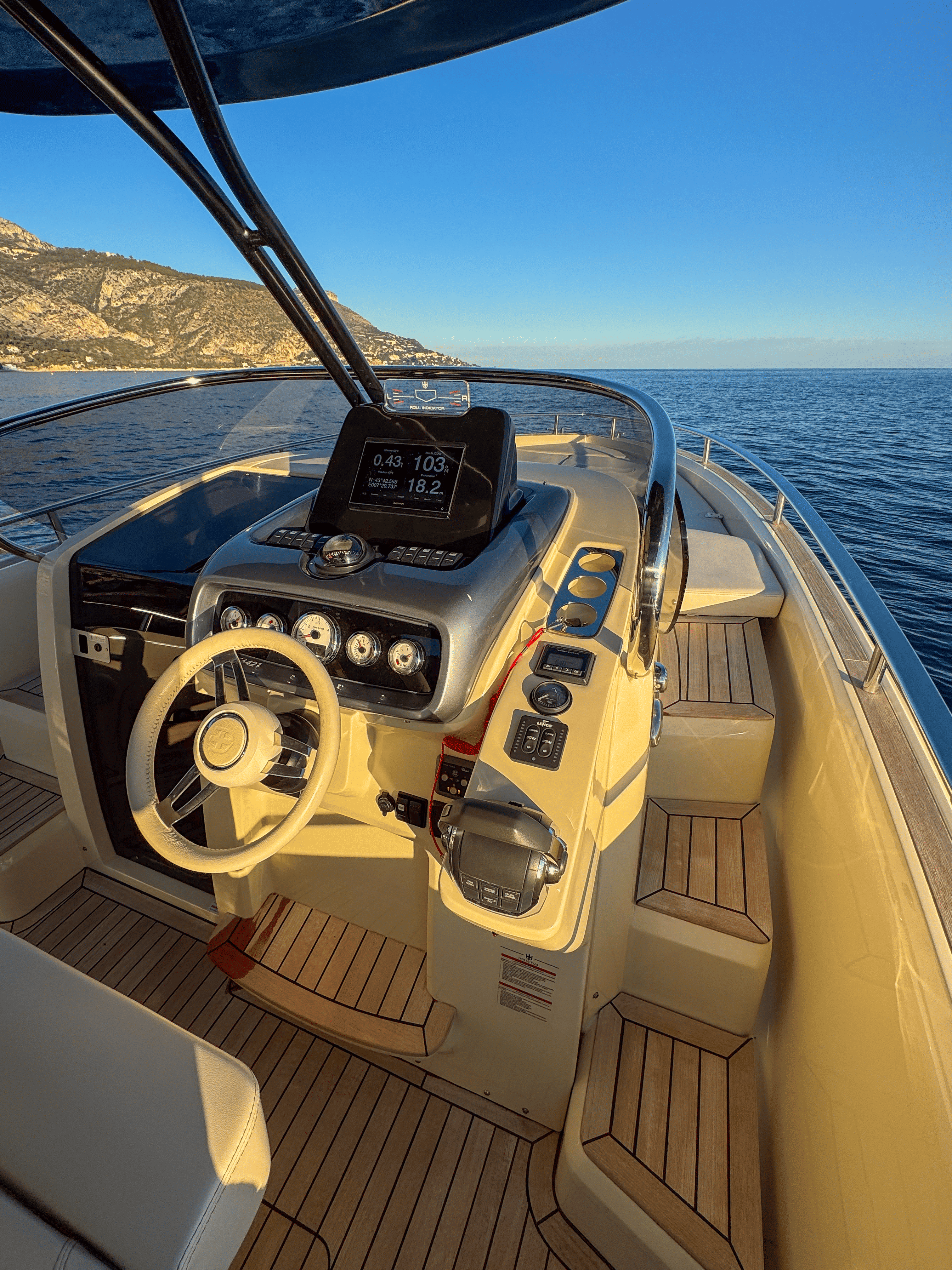 Invictus Yacht GT280 — photo 3