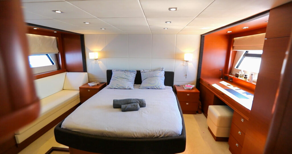 Prestige 620 — photo 34