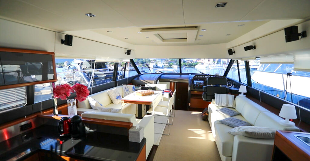 Prestige 620 — photo 27