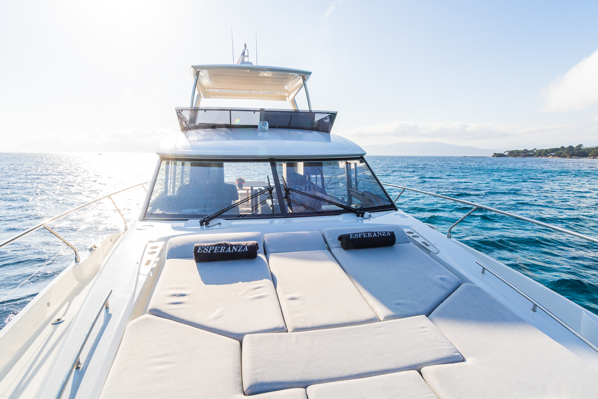 Prestige 590 Fly — photo 2