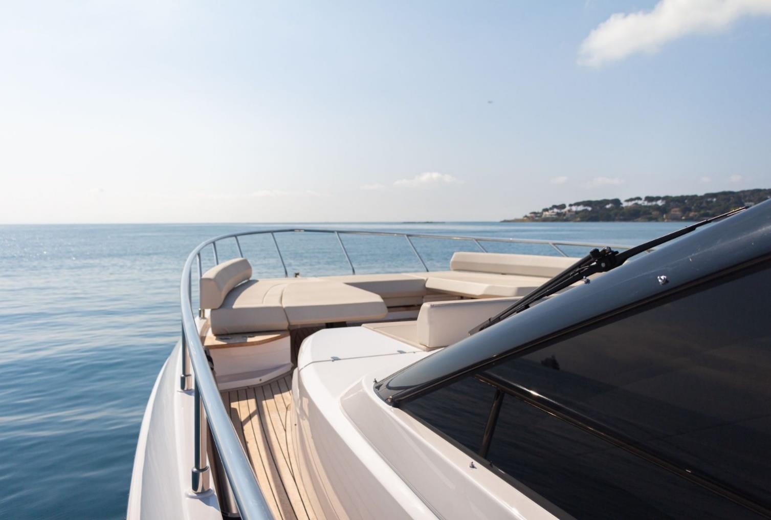 Ferretti 670 — photo 2