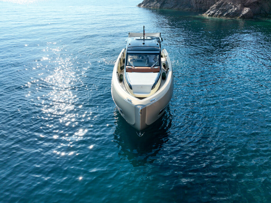 Invictus Yacht TT460 — photo 20