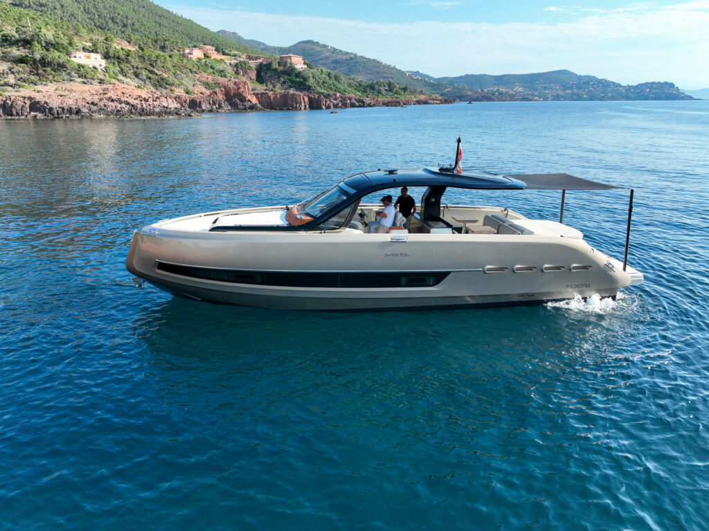 Invictus Yacht TT460 — photo 32