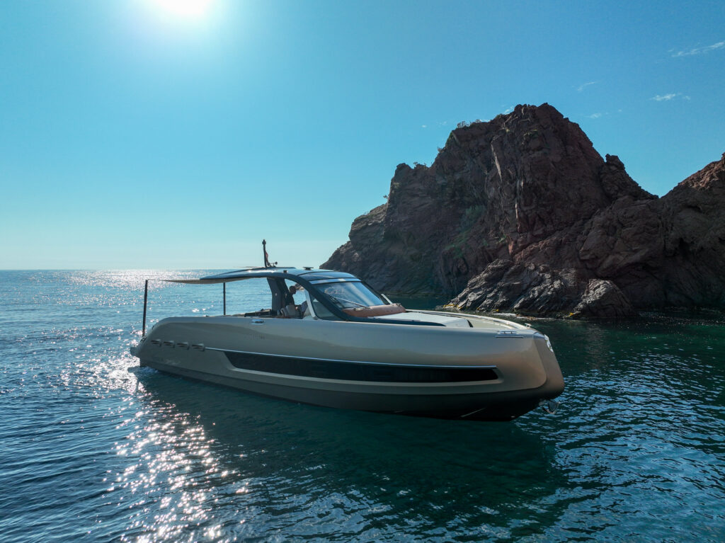 Invictus Yacht TT460 — photo 12