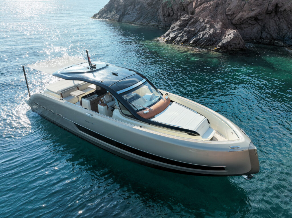 Invictus Yacht TT460 — photo 10