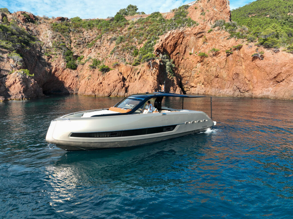 Invictus Yacht TT460 — photo 26