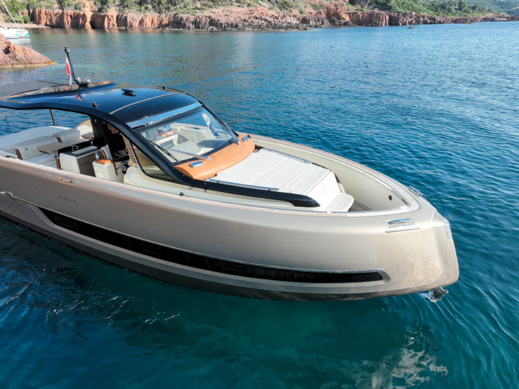 Invictus Yacht TT460 — photo 29