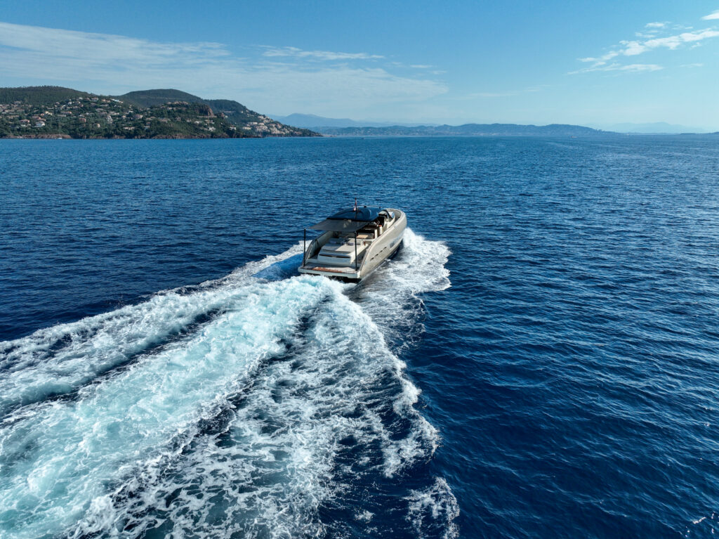 Invictus Yacht TT460 — photo 14