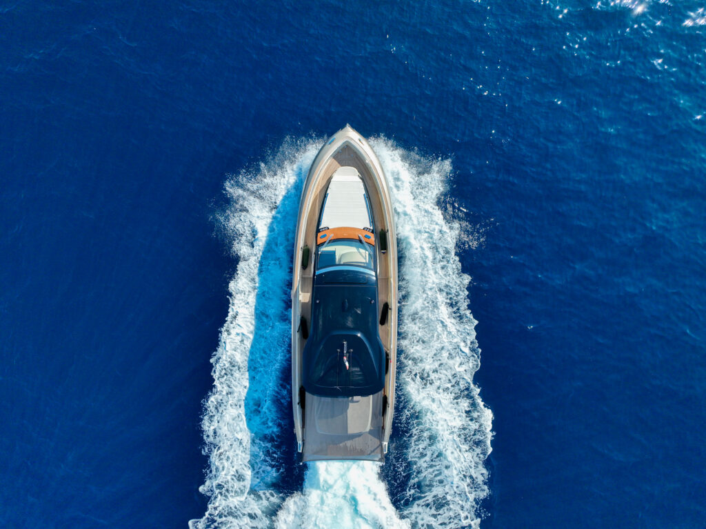 Invictus Yacht TT460 — photo 17