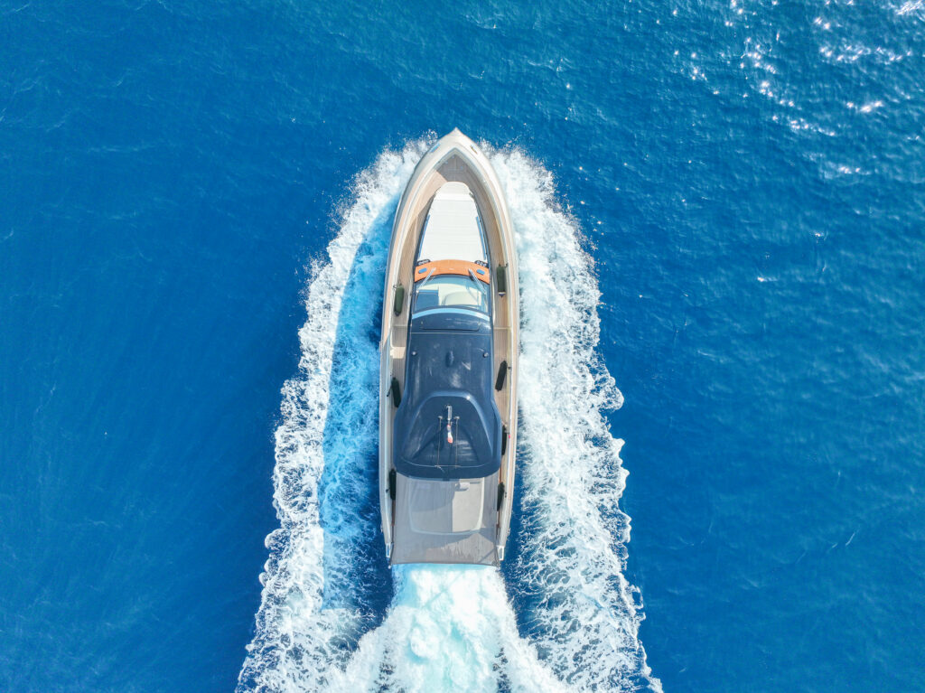 Invictus Yacht TT460 — photo 18