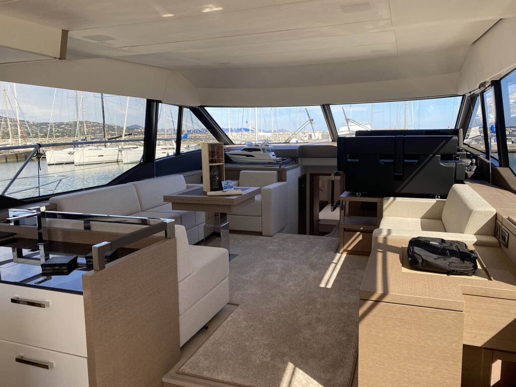 Prestige 630 — photo 8