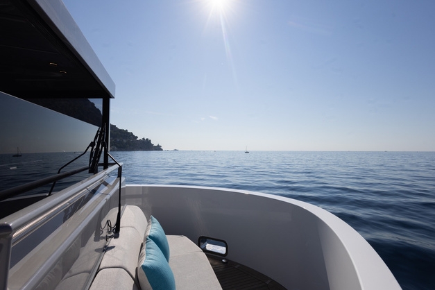 Arcadia Yachts Sherpa 60 — photo 9