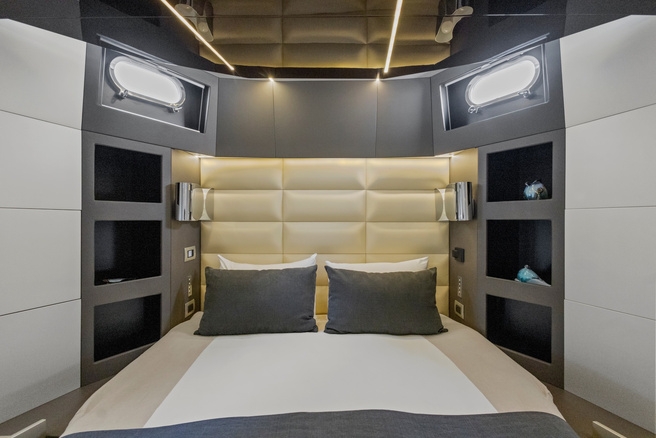 Arcadia Yachts Sherpa 60 — photo 23